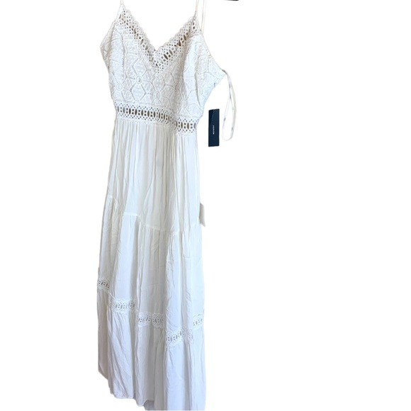 Lulu’s Sleeveless Backless Lace Cutout Maxi Dress White Rayon Boho Bridal - Picture 2 of 14